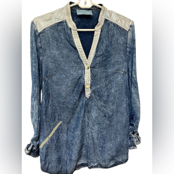 Elisa Cavaletti Italian Blue Acid Wash Pleather Trim Viscose Button Shirt - Picture 1 of 13